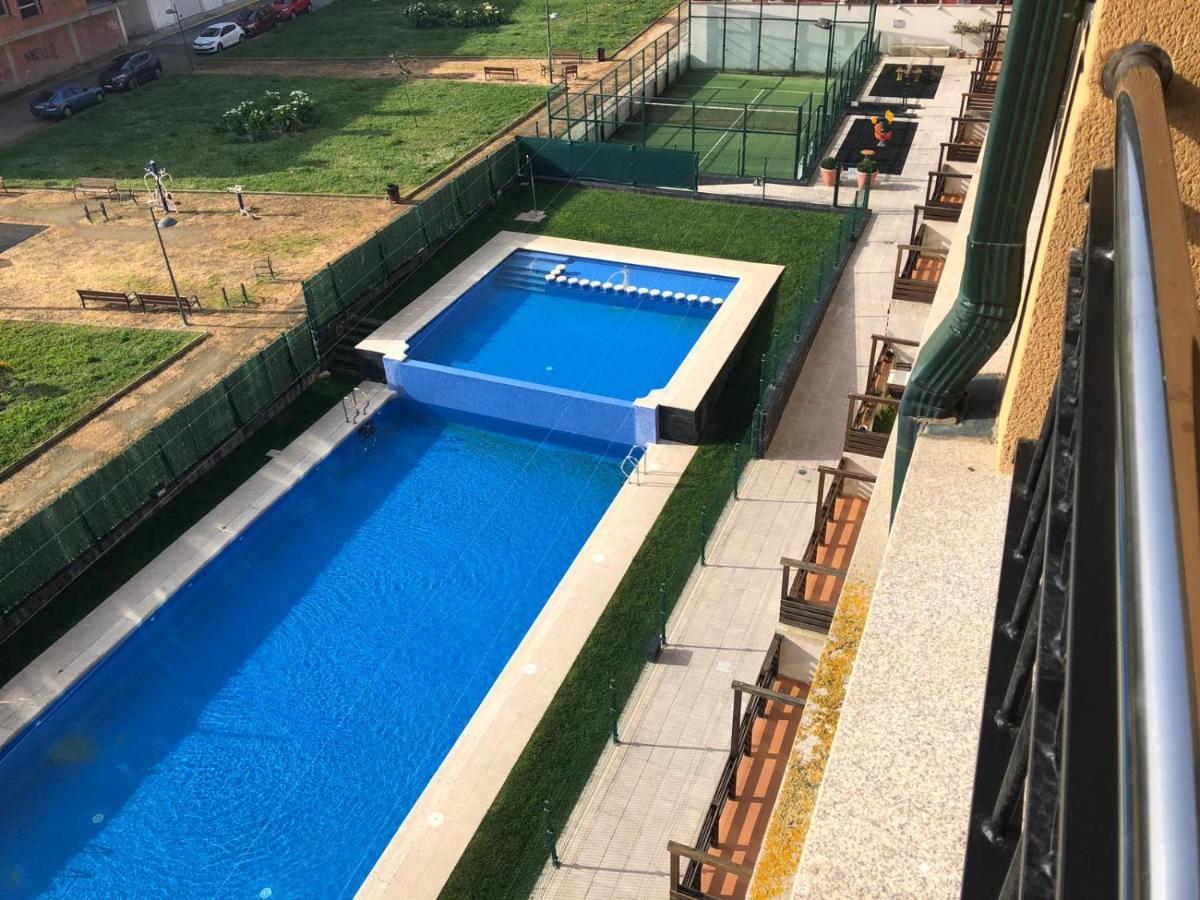 Apartamento Para 6 Personas Con Piscina Y Paddle Foz Kültér fotó