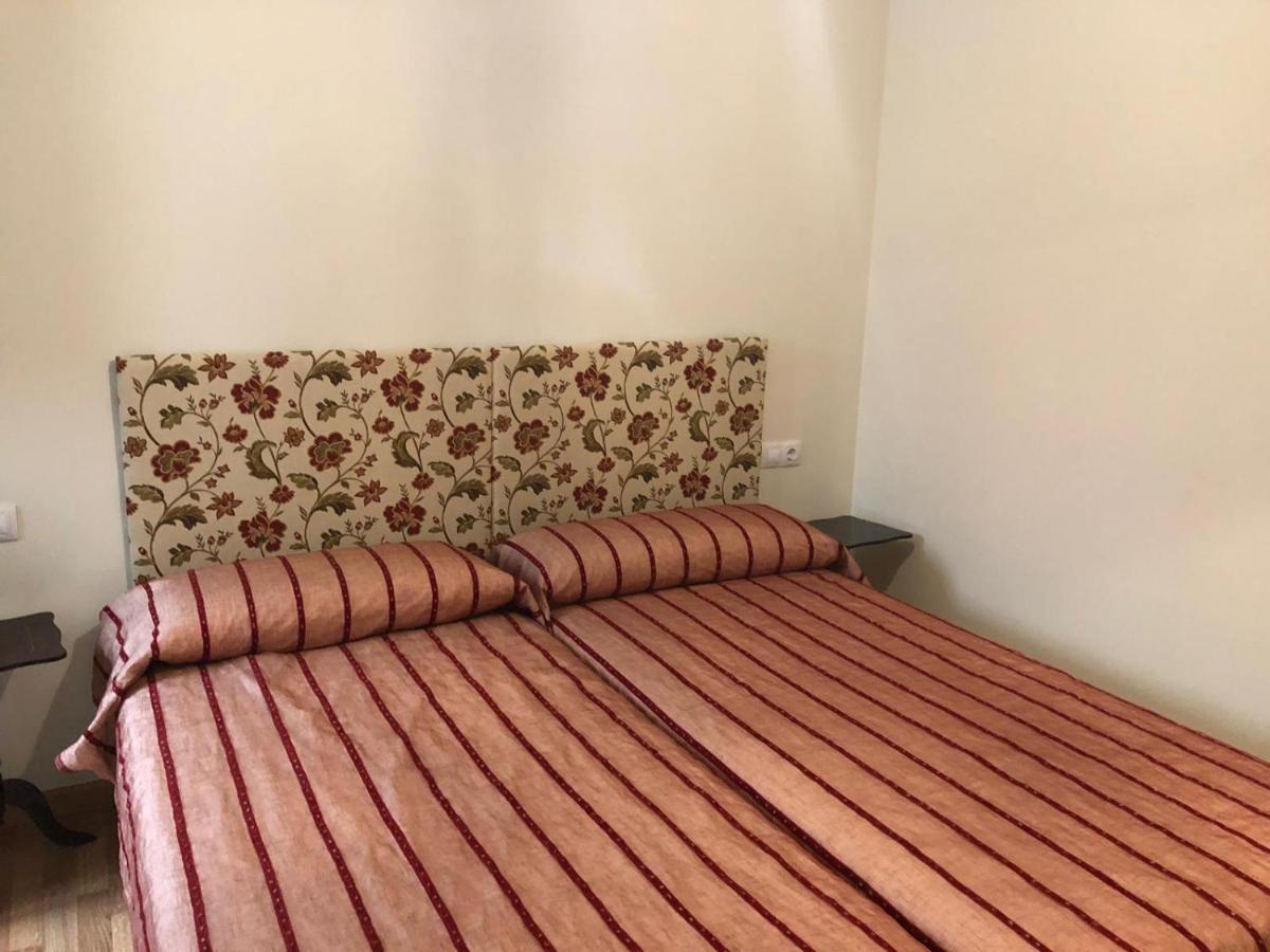 Apartamento Para 6 Personas Con Piscina Y Paddle Foz Kültér fotó