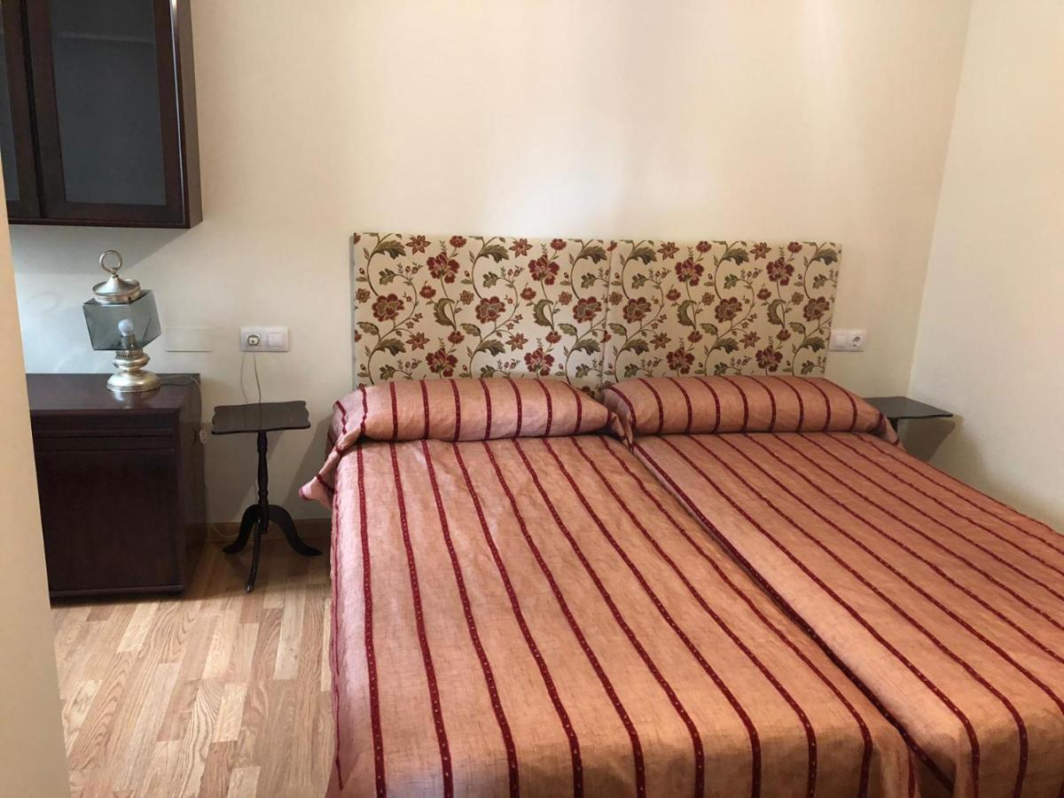 Apartamento Para 6 Personas Con Piscina Y Paddle Foz Kültér fotó